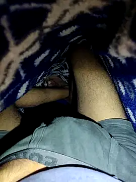 Snapshot of cumshotboy01 chatting on November 28, 9:17 pm cumshotboy01 online show from November 28, 9:17 pm