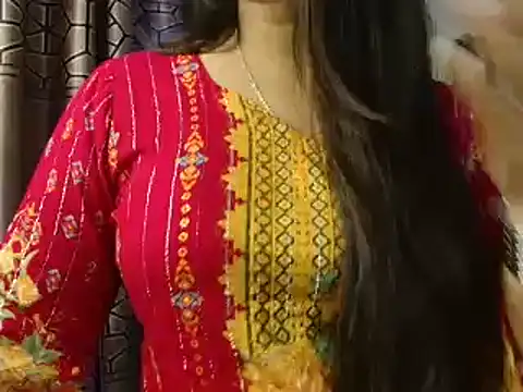 Snapshot of Unlucky-flowers chatting on January 24, 4:37 am Unlucky-flowers online show from January 24, 4:37 am