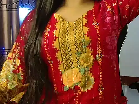 Snapshot of Unlucky-flowers chatting on February 7, 7:17 pm Unlucky-flowers online show from February 7, 7:17 pm