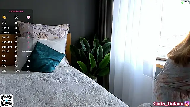 PannaDakota online show from March 9, 5:55 am