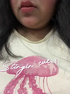 smile pretty online show from February 10, 5:50 pm