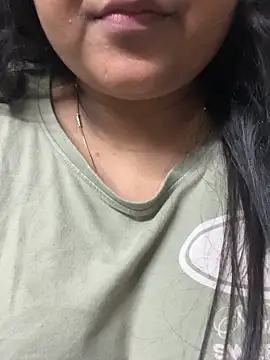 smile pretty online show from April 7, 5:24 pm