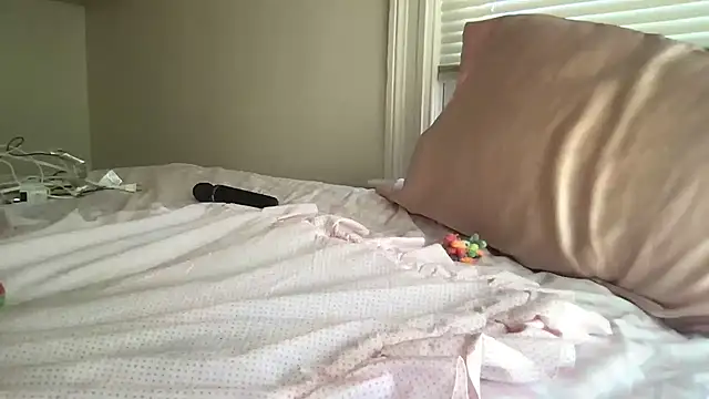 loveofbea online show from March 21, 8:23 pm