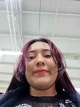 Snapshot of Blushing_Katy chatting on January 11, 11:46 pm Blushing Katy online show from January 11, 11:46 pm