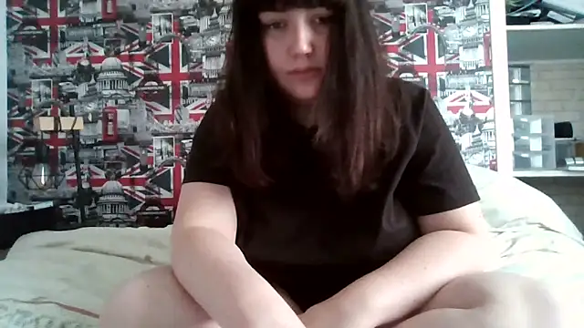 Snapshot of Lynylou chatting on September 24, 11:13 am Lynylou online show from September 24, 11:13 am