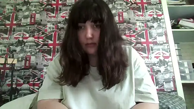 Snapshot of Lynylou chatting on September 29, 11:15 am Lynylou online show from September 29, 11:15 am