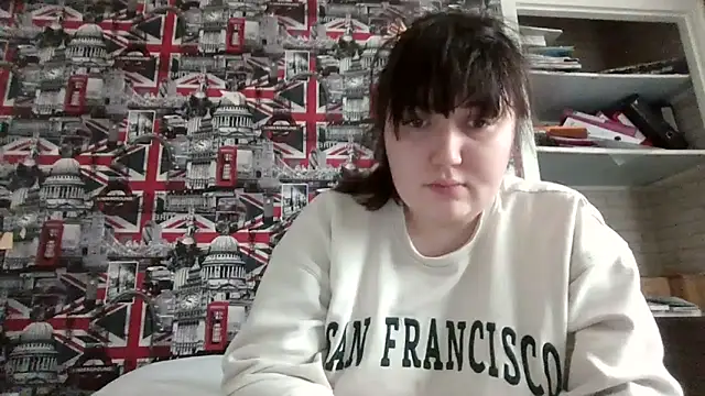 Snapshot of Lynylou chatting on October 3, 8:55 am Lynylou online show from October 3, 8:55 am