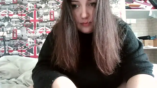 Snapshot of Lynylou chatting on October 8, 1:42 pm Lynylou online show from October 8, 1:42 pm