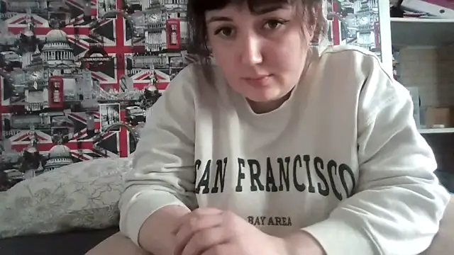 Snapshot of Lynylou chatting on November 1, 11:56 am Lynylou online show from November 1, 11:56 am