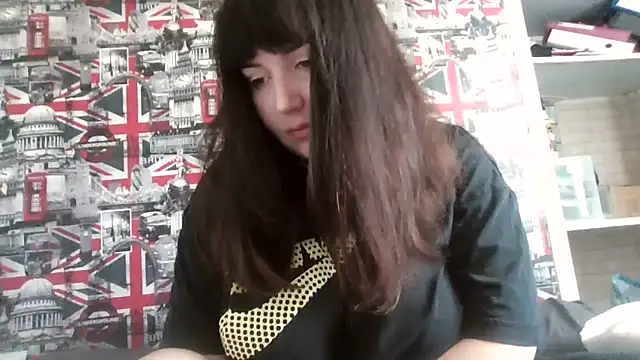 Snapshot of Lynylou chatting on November 2, 12:07 pm Lynylou online show from November 2, 12:07 pm