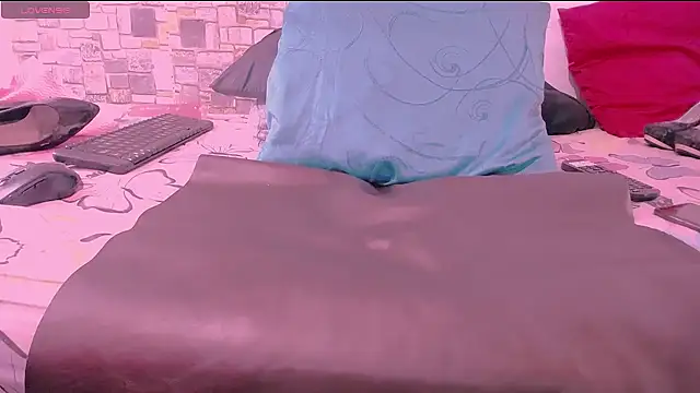 CrazyRousex online show from February 19, 2:12 pm