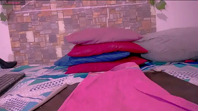 CrazyRousex online show from February 18, 3:19 pm