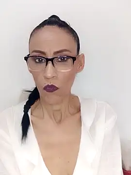 BarbaraMature online show from April 13, 4:12 pm