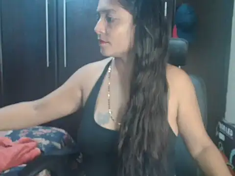 Snapshot of blzed420 chatting on March 6, 6:48 pm blzed420 online show from March 6, 6:48 pm