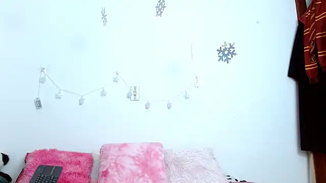 Snapshot of kendallsweet7 chatting on January 29, 8:04 pm kendallsweet7 online show from January 29, 8:04 pm
