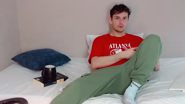 Snapshot of Elio555 chatting on December 26, 6:33 pm Elio555 online show from December 26, 6:33 pm