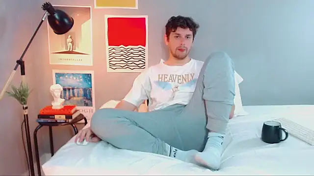 Snapshot of Elio555 chatting on September 26, 9:19 pm Elio555 online show from September 26, 9:19 pm