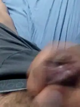 Snapshot of 666kaligula chatting on October 18, 5:21 am 666kaligula online show from October 18, 5:21 am