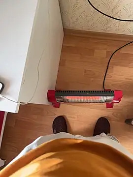 Snapshot of sokrates13 chatting on December 23, 7:17 am sokrates13 online show from December 23, 7:17 am