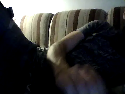 Snapshot of Rejtelmesest chatting on June 20, 7:05 pm Rejtelmesest online show from June 20, 7:05 pm