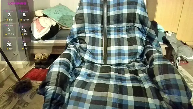 Sammy1660 online show from December 19, 11:12 pm