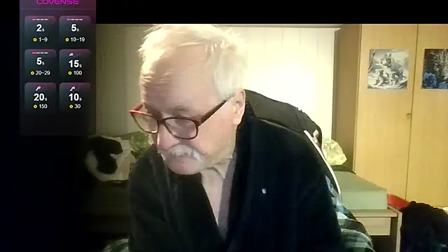 Sammy1660 online show from February 17, 9:32 pm