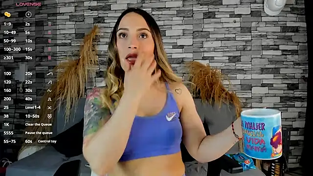 cindy love2 online show from October 6, 4:04 pm