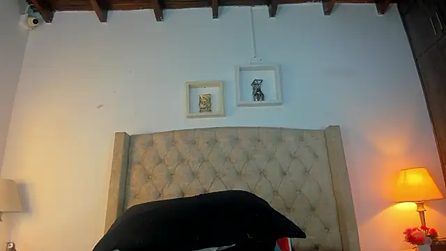 allisson m online show from February 26, 12:04 pm