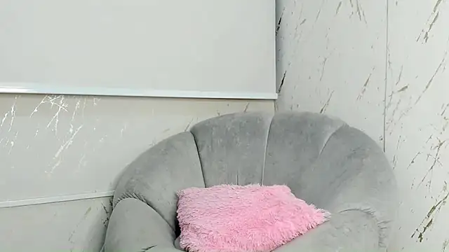 Snapshot of Ricardogo19 chatting on May 30, 1:52 pm Ricardogo19 online show from May 30, 1:52 pm