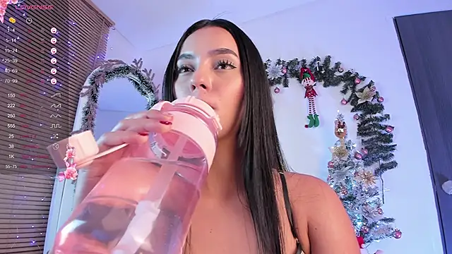 eyleen lee  online show from December 22, 3:11 am