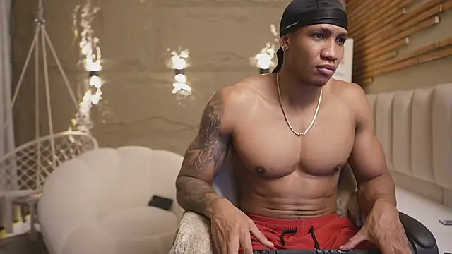 Logan Varela online show from April 8, 12:16 pm