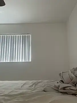 brookehoneynina online show from February 23, 6:45 pm