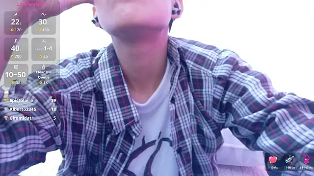 yourcuteneighbourr online show from March 13, 3:13 am