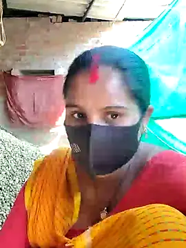 Snapshot of Hey_Ziya chatting on December 12, 8:36 am Hey Ziya online show from December 12, 8:36 am