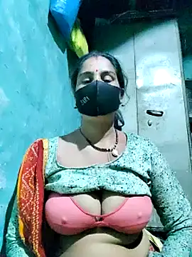 Snapshot of Hey_Ziya chatting on March 3, 8:00 pm Hey Ziya online show from March 3, 8:00 pm