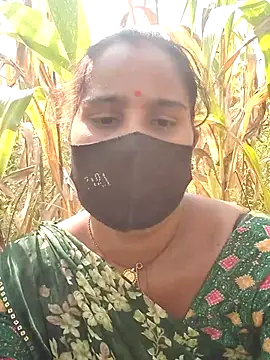 Snapshot of Hey_Ziya chatting on September 11, 3:39 am Hey Ziya online show from September 11, 3:39 am