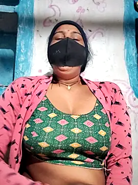 Snapshot of Hey_Ziya chatting on December 13, 8:47 pm Hey Ziya online show from December 13, 8:47 pm