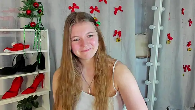 Snapshot of Rebecca_Kelly chatting on December 19, 9:38 pm Rebecca Kelly online show from December 19, 9:38 pm