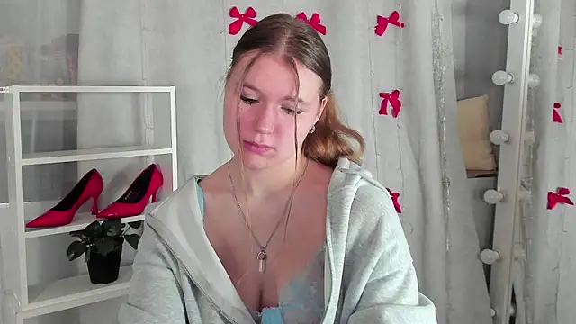 Snapshot of Rebecca_Kelly chatting on January 10, 7:21 pm Rebecca Kelly online show from January 10, 7:21 pm