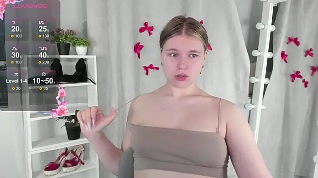 Snapshot of Rebecca_Kelly chatting on February 25, 9:24 pm Rebecca Kelly online show from February 25, 9:24 pm