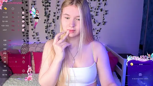 Snapshot of Rebecca_Kelly chatting on March 20, 4:20 pm Rebecca Kelly online show from March 20, 4:20 pm