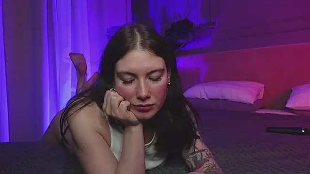 Liv Fay online show from November 13, 3:22 pm