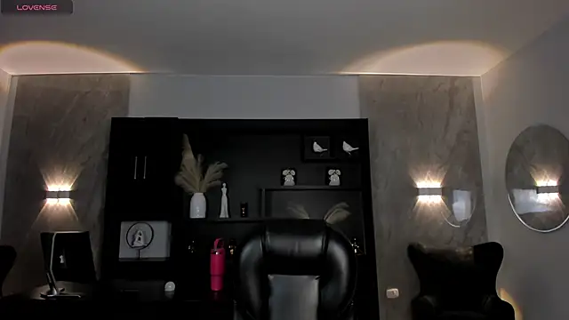 CelestePalmer  online show from April 3, 11:08 am