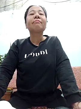 Queen 18200 online show from March 19, 7:07 am