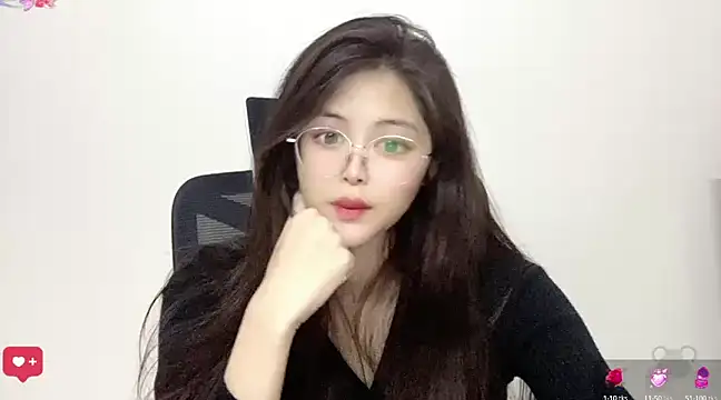 ---MIA--- online show from February 5, 12:38 pm