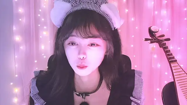 ---MIA--- online show from October 19, 2:07 pm