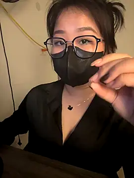 Snapshot of Jenni_nana chatting on December 5, 6:21 am Jenni nana online show from December 5, 6:21 am