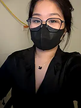 Snapshot of Jenni_nana chatting on December 5, 5:06 pm Jenni nana online show from December 5, 5:06 pm