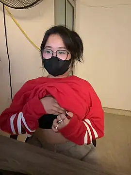 Snapshot of Jenni_nana chatting on December 13, 6:10 am Jenni nana online show from December 13, 6:10 am