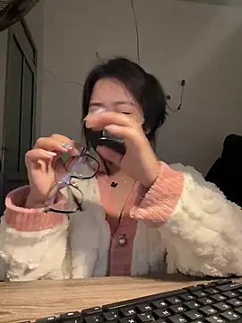 Snapshot of Jenni_nana chatting on December 20, 10:27 am Jenni nana online show from December 20, 10:27 am